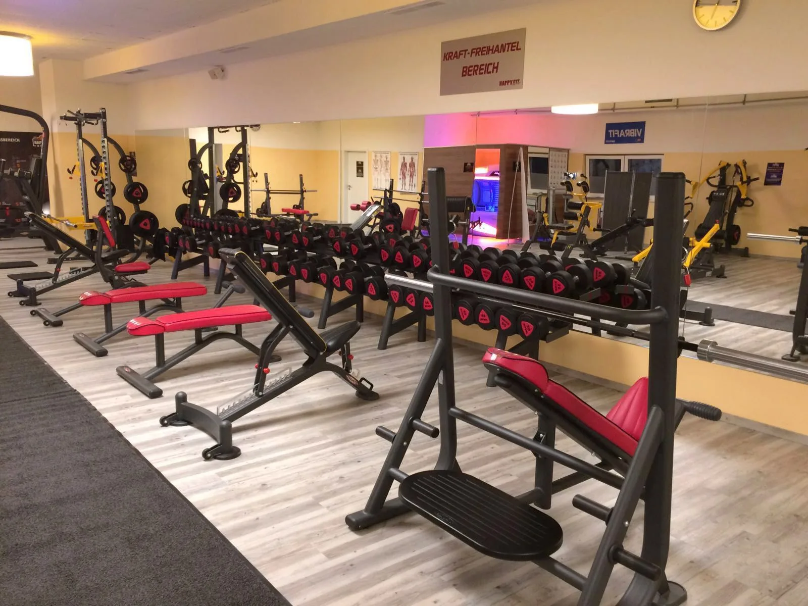 HappyFit Losheim Studio